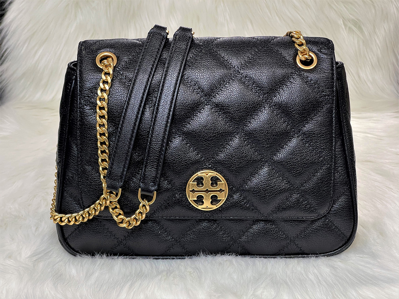  Tory Burch Willa Mini Bucket Bag : Clothing, Shoes