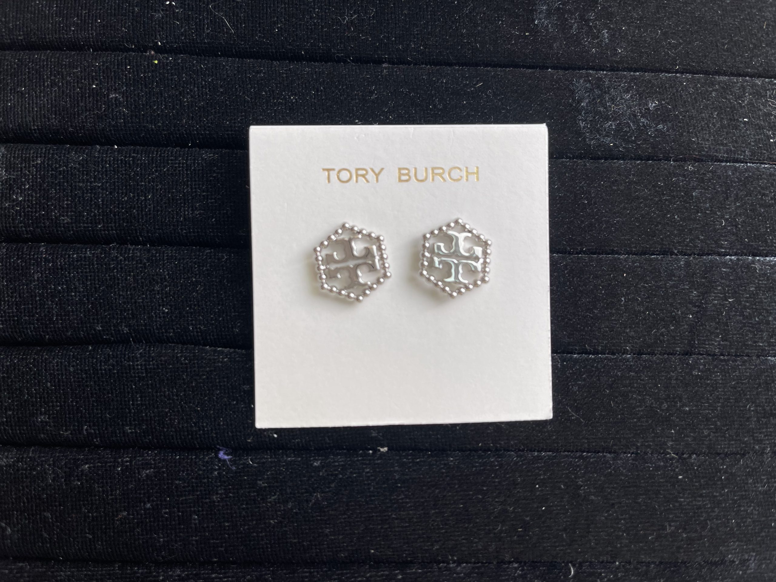 Tory Burch Milgrain Hex Earring – CB Shop USA