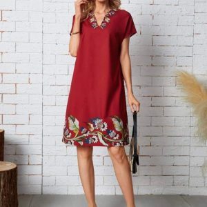 EMERY ROSE Floral Print V Neck Dress (Burgundy)