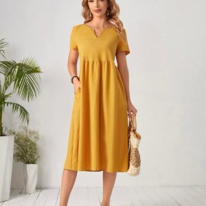 EMERY ROSE Solid Notched Neckline Dress